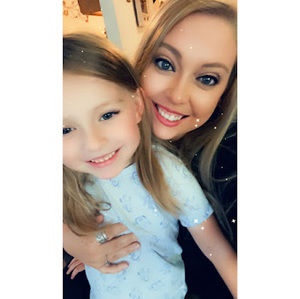 Meet your Posher, Danielle